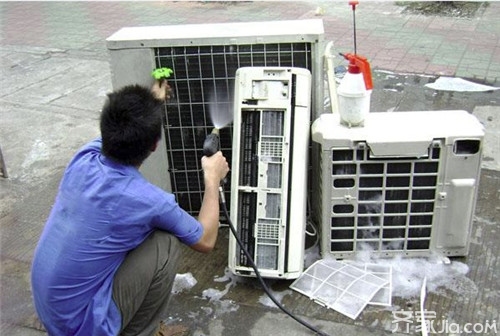 空调维修保养 快让您家的空气清新起来!